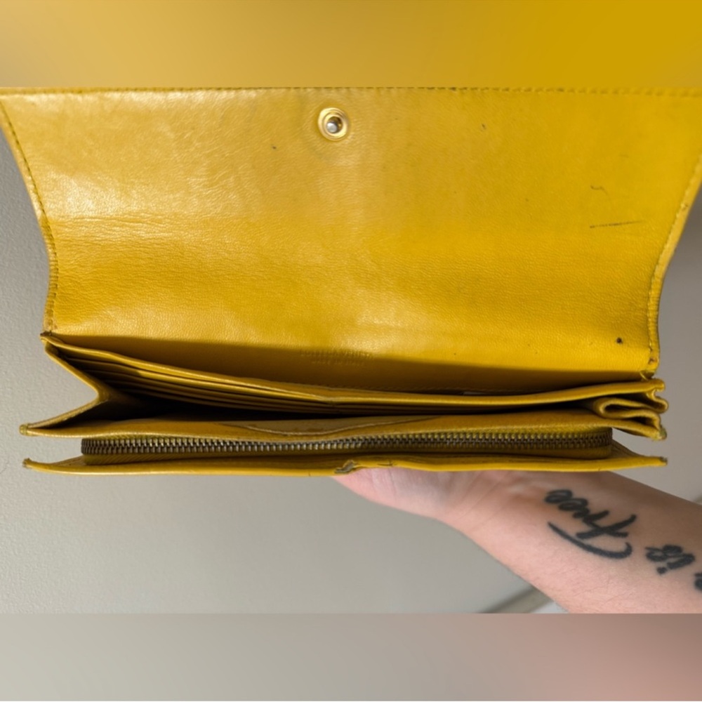 Bottega Veneta - Yellow Leather Long Wallet w/ COA - Picture 11 of 14